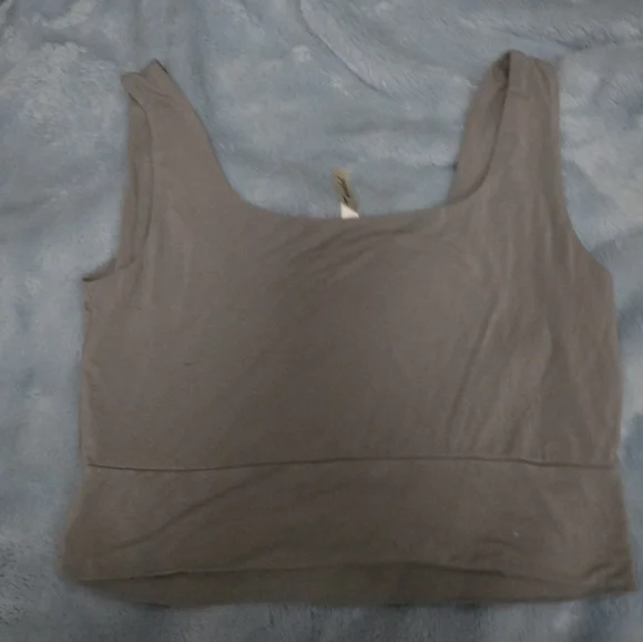 Final Touch Grey Fitted Crop Tank Top - Picture 3 of 3